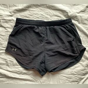 Under Armor Shorts Size S with pockets